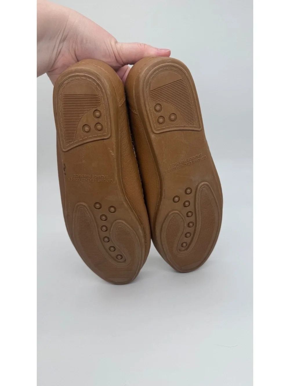 Valley Lane Tan Leather Moccasin Loafers Women’s 10.5W Wide Comfort Shoes